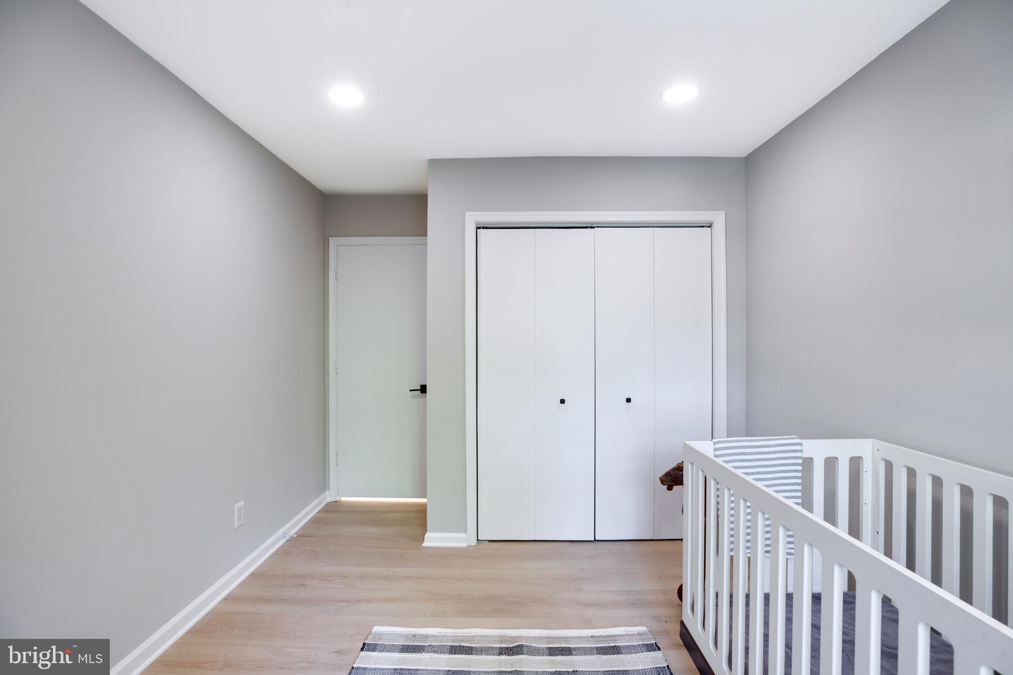 5901 KINGSFORD ROAD F 440