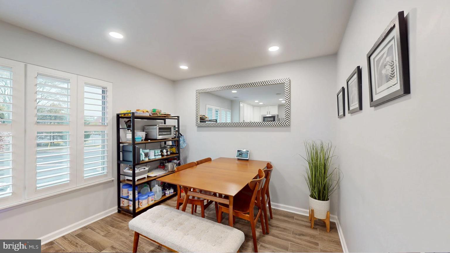 1689 WESTWIND WAY #182