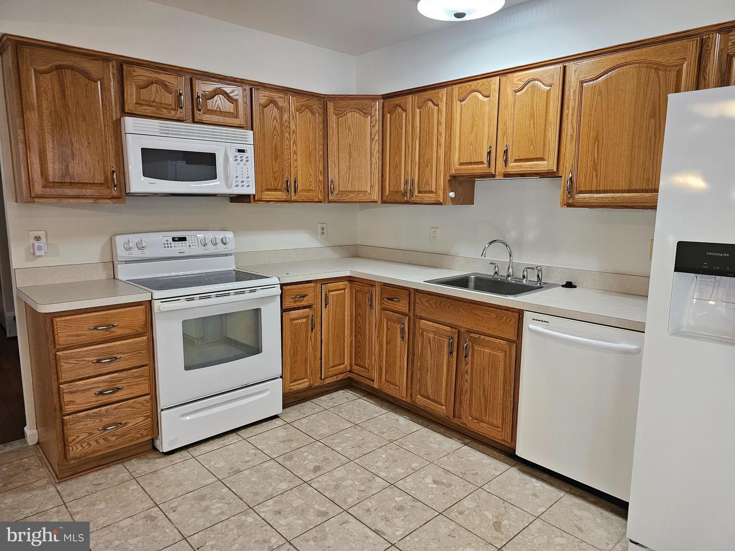 5140 PUMPHREY DR