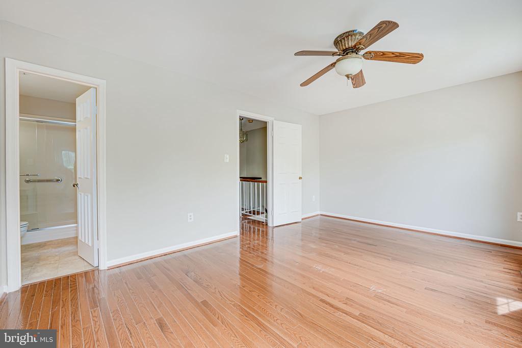 7409 Houndsbury Ct