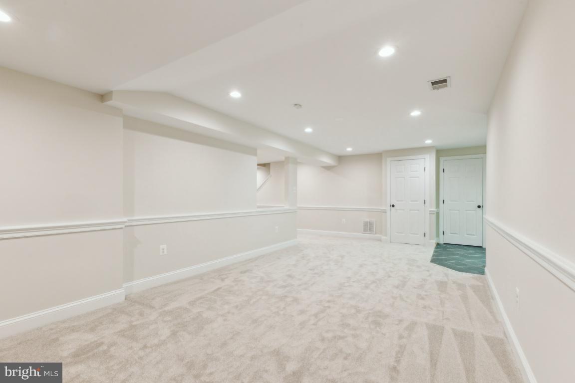 6818 Brimstone Ln