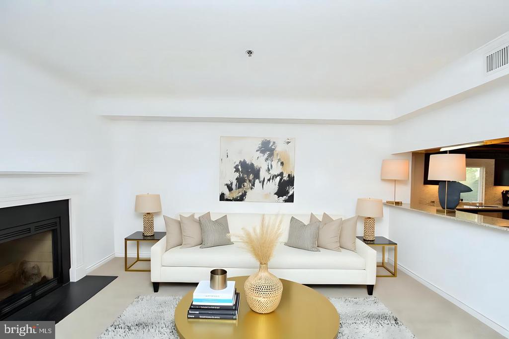 1524 LINCOLN WAY #309