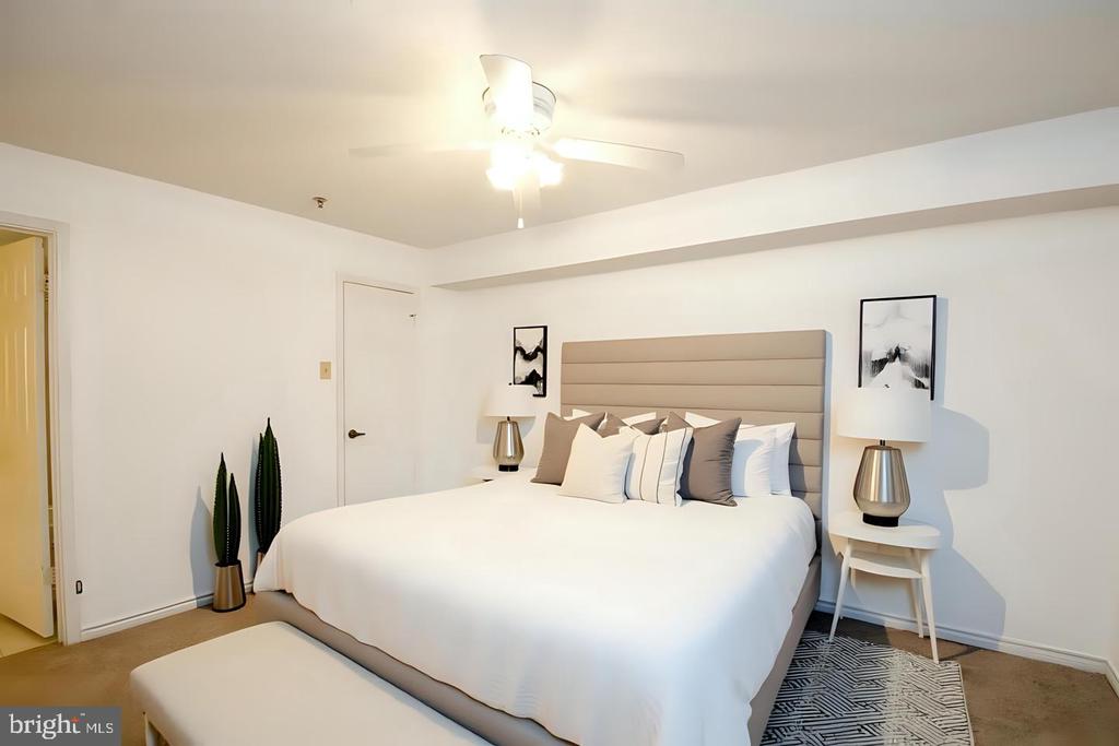 1524 LINCOLN WAY #309