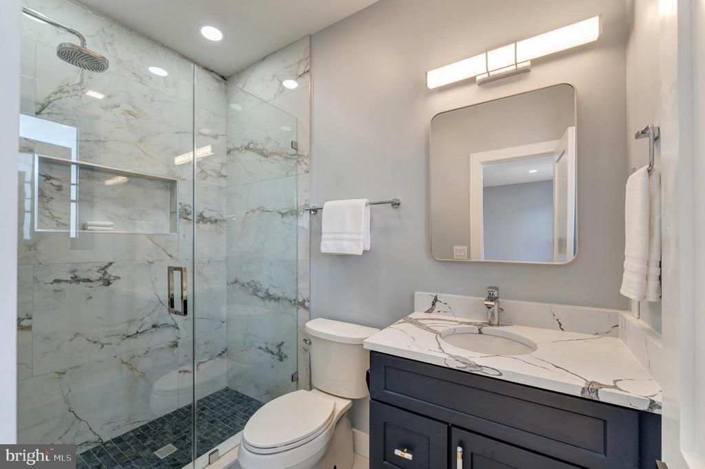 11610 Leesburg Pike
