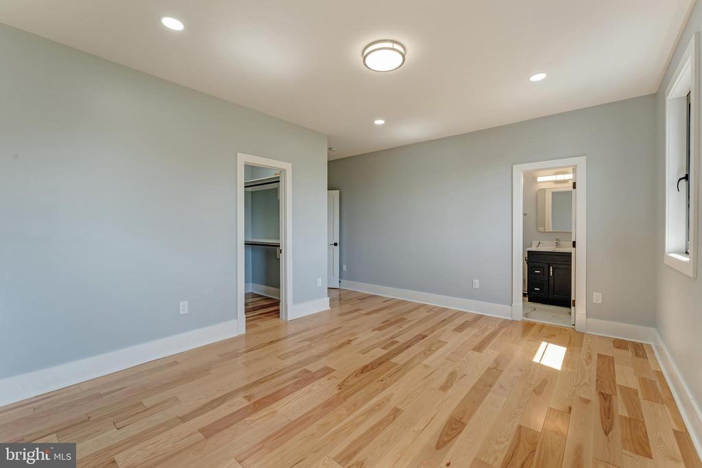 11610 Leesburg Pike