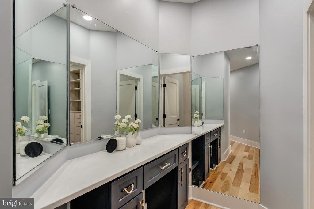 11610 Leesburg Pike
