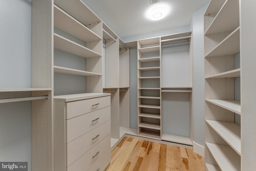 11610 Leesburg Pike