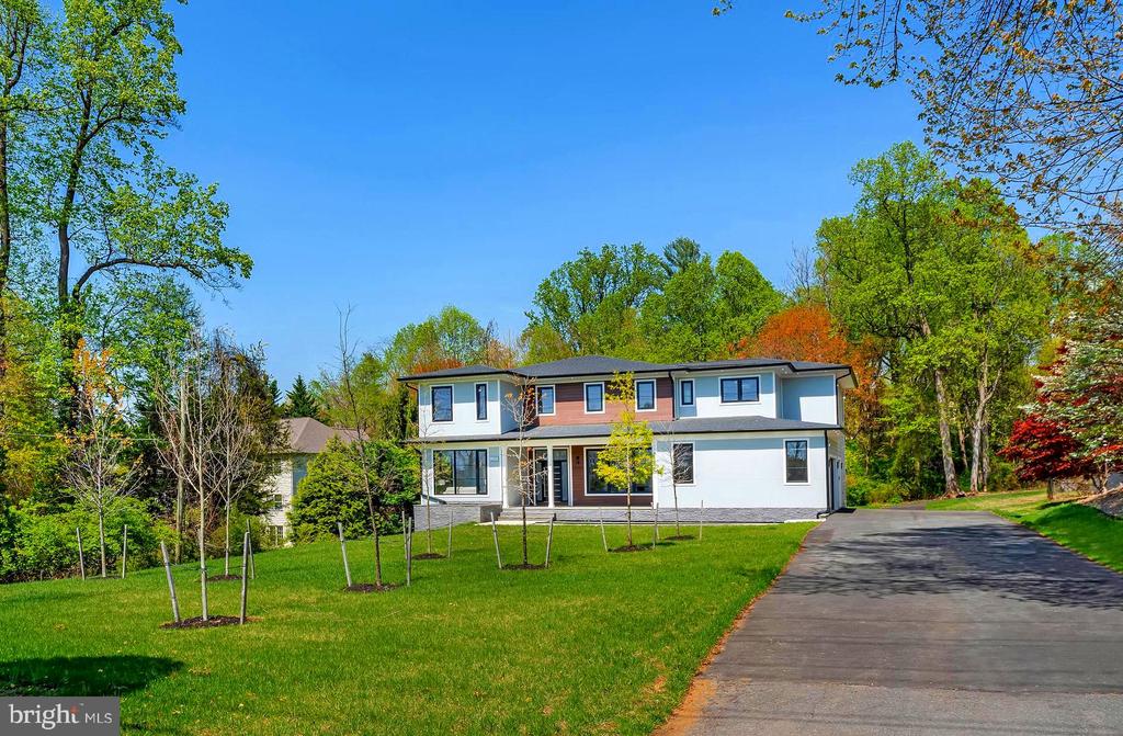 11610 Leesburg Pike
