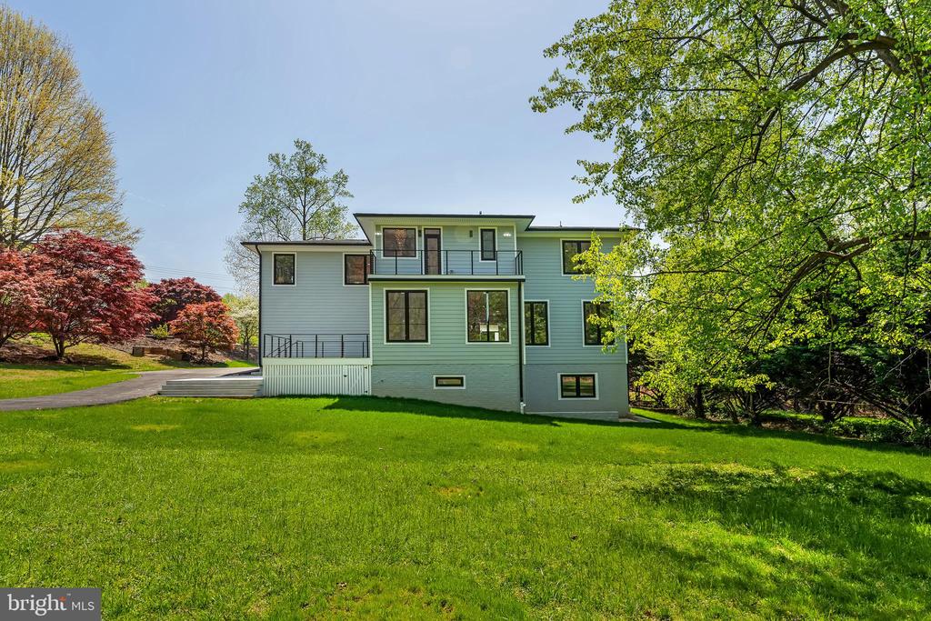 11610 Leesburg Pike