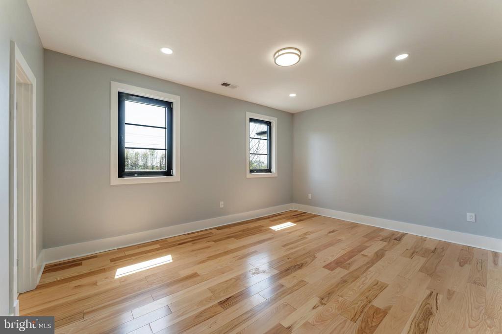 11610 Leesburg Pike