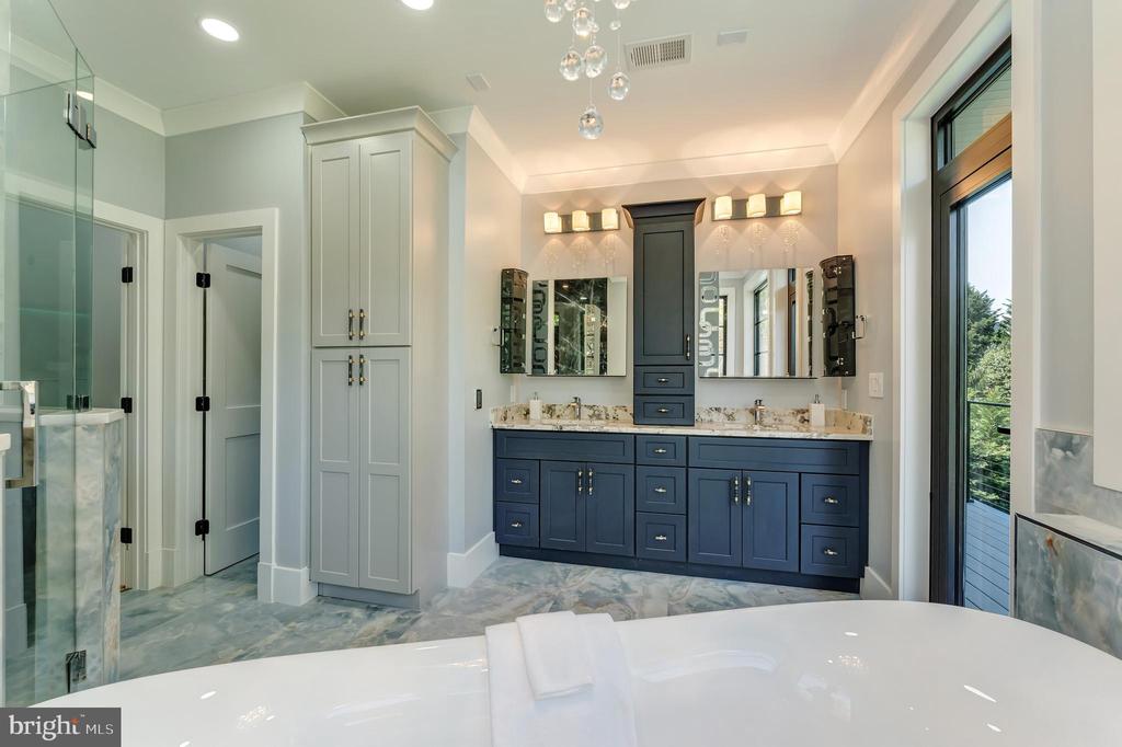 11610 Leesburg Pike