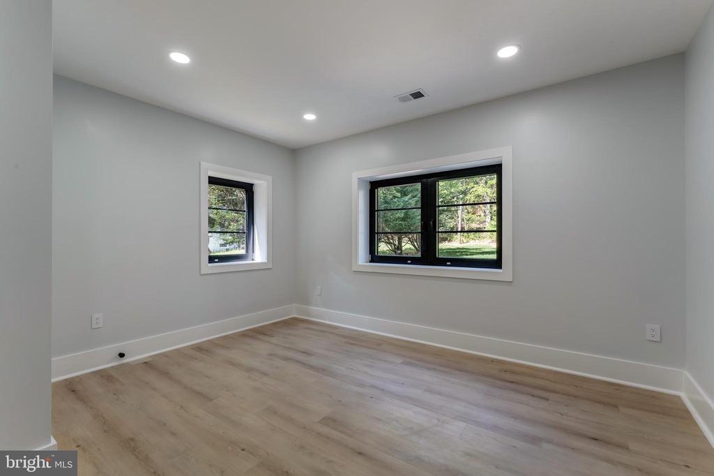 11610 Leesburg Pike