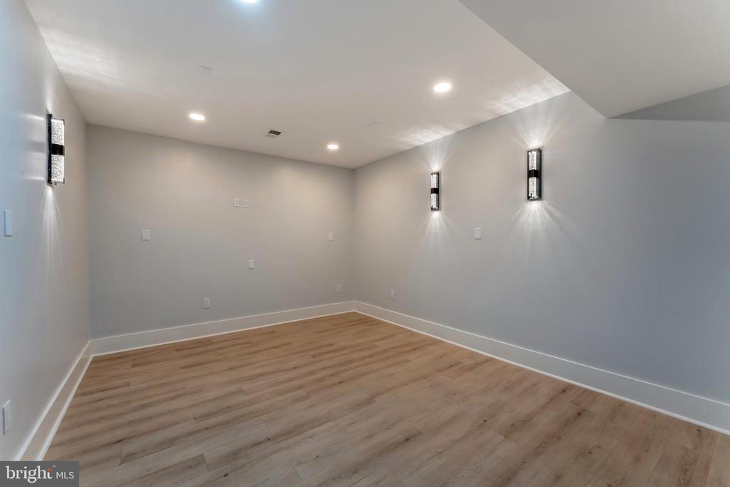 11610 Leesburg Pike