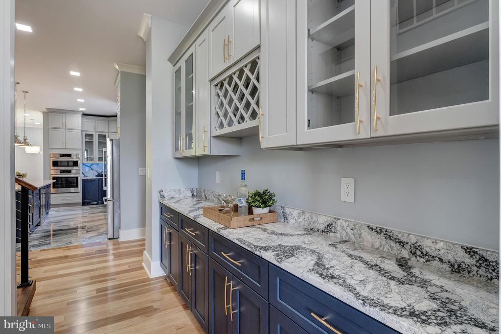 11610 Leesburg Pike