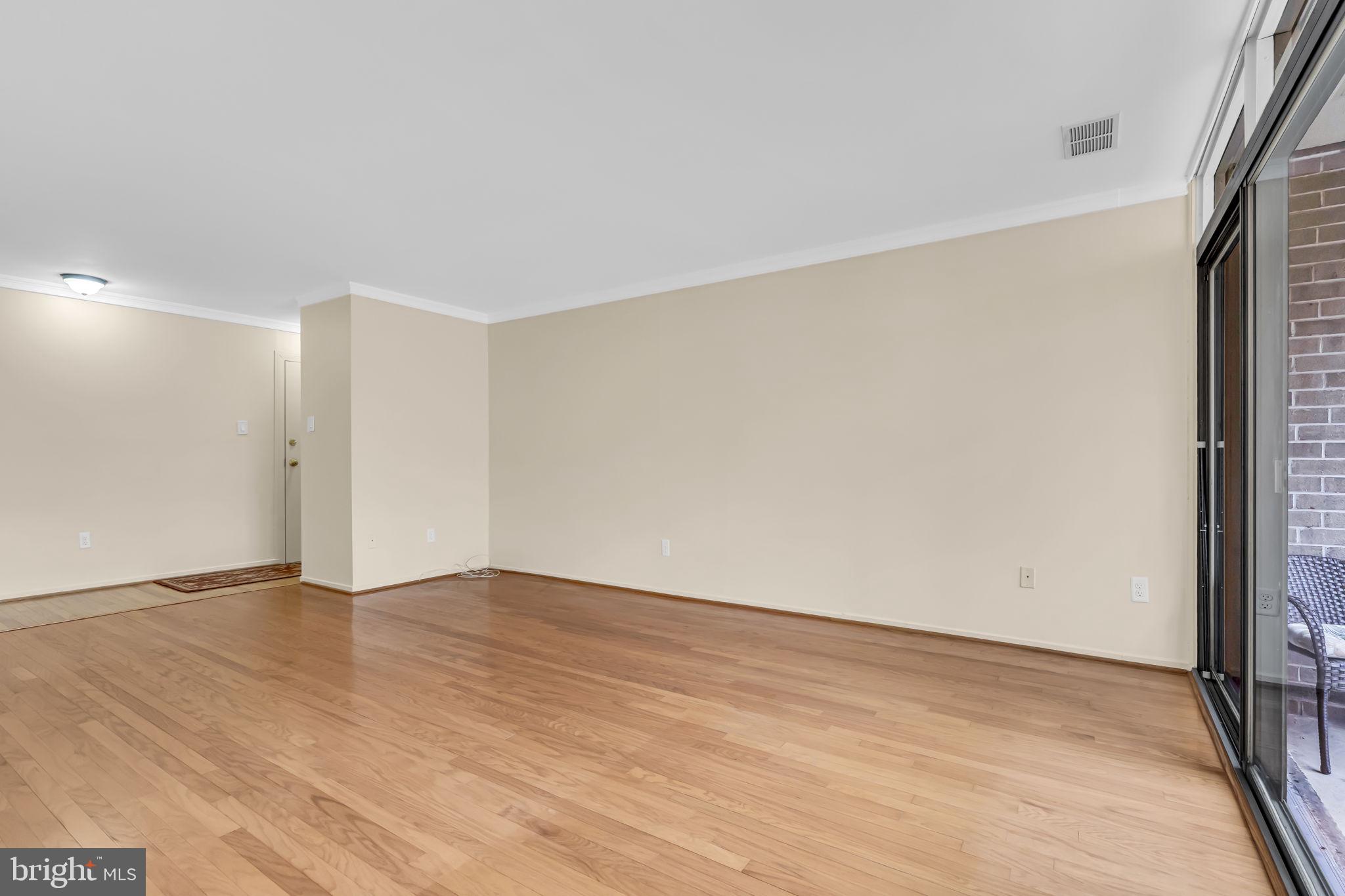 1665 PARKCREST CIRCLE 5C/201
