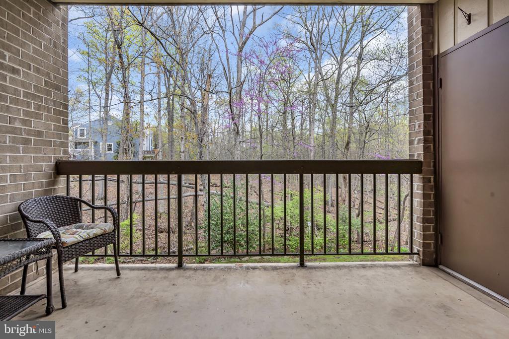 1665 PARKCREST CIRCLE 5C/201