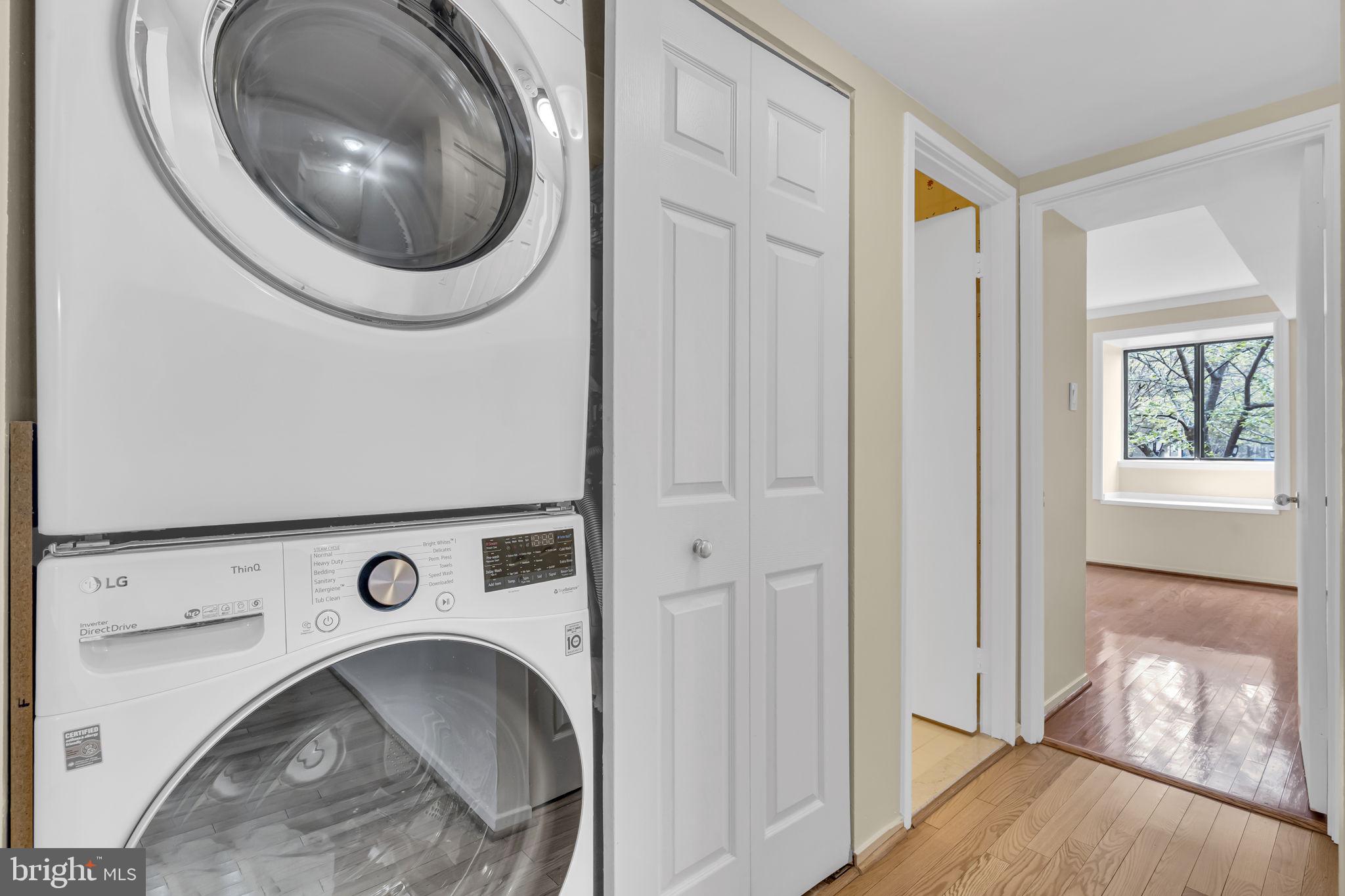 1665 PARKCREST CIRCLE 5C/201