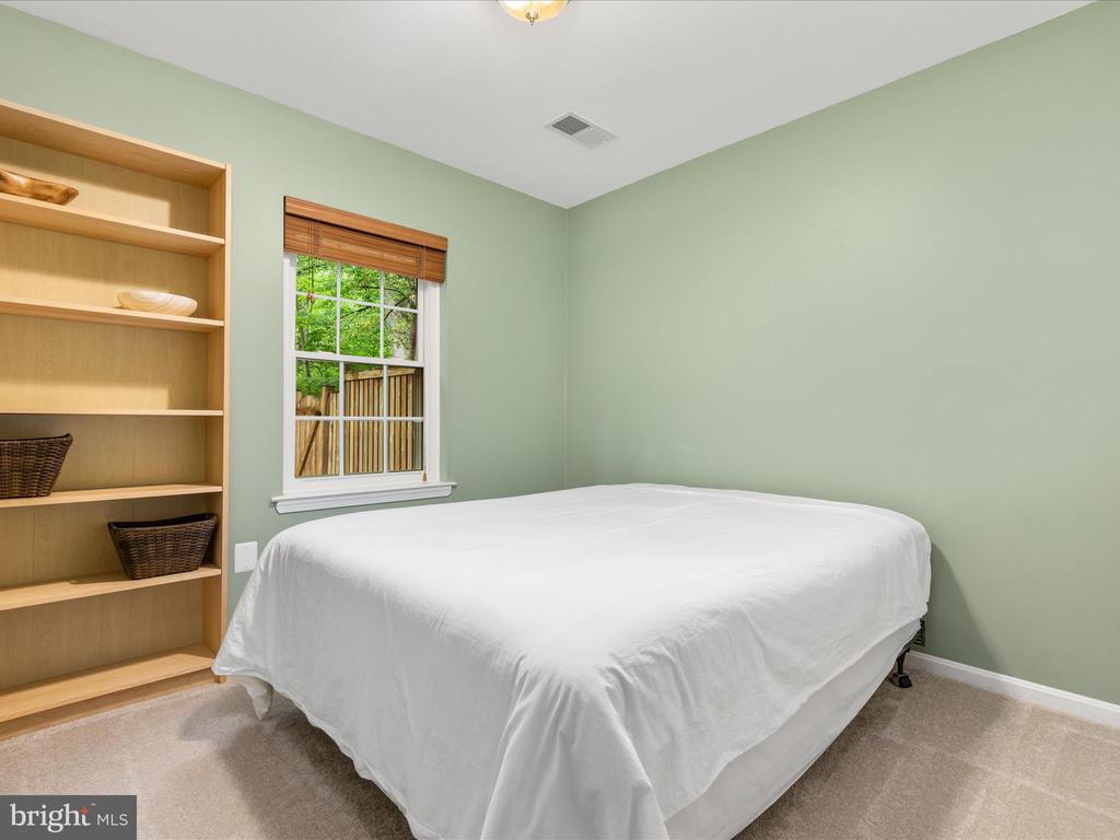 2272 Gunsmith Sq