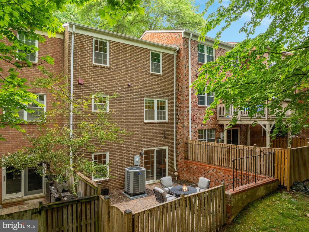 2272 Gunsmith Sq