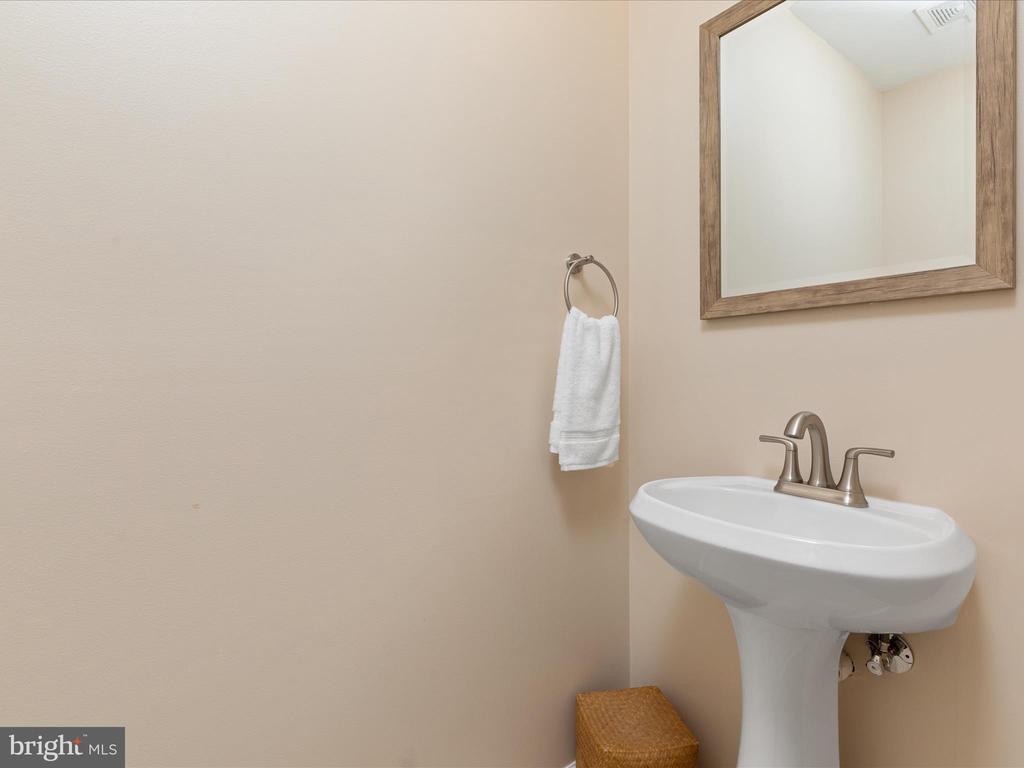 2272 Gunsmith Sq