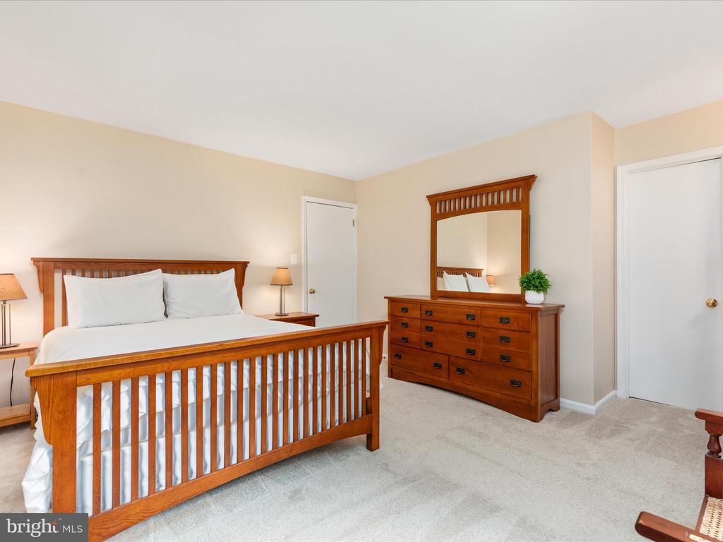 2272 Gunsmith Sq