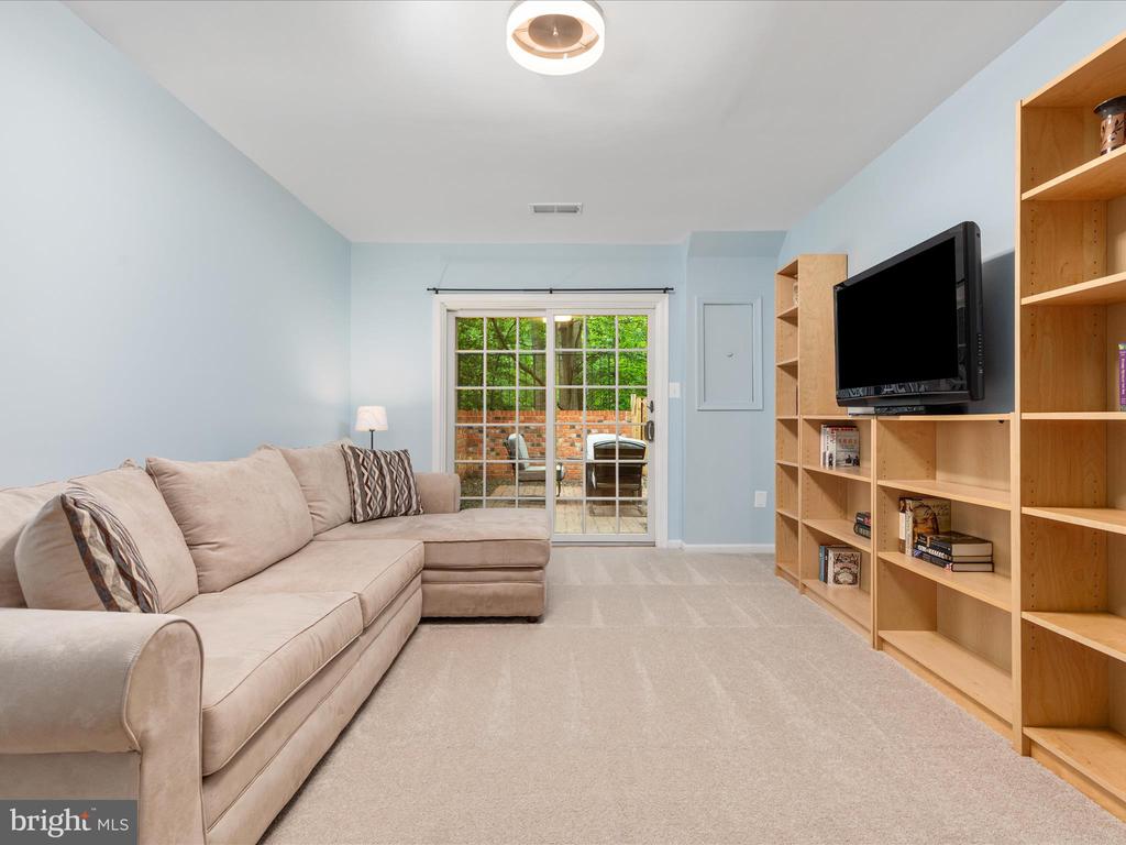 2272 Gunsmith Sq