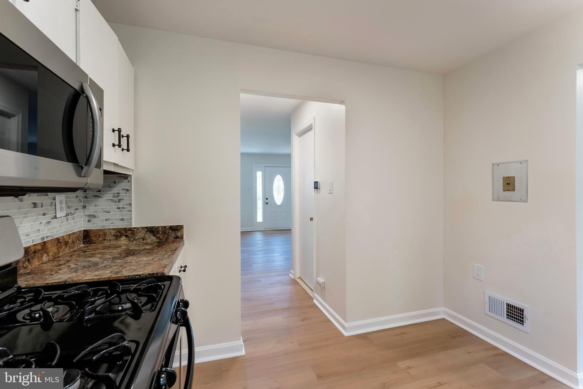 14836 Palmerston Sq