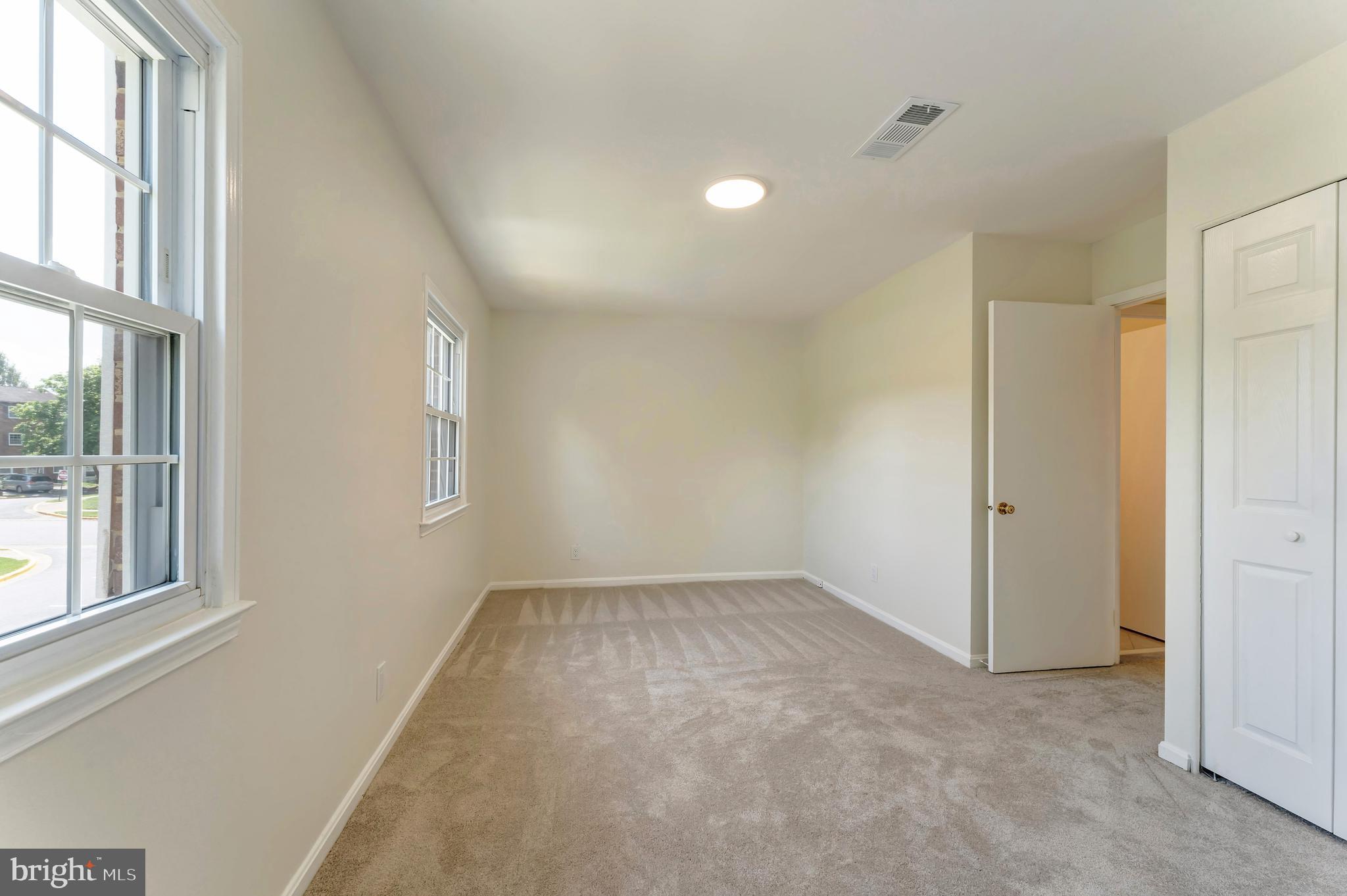 14836 Palmerston Sq