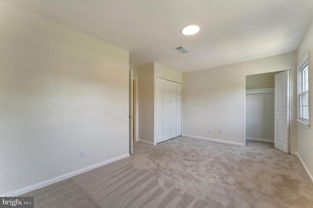 14836 Palmerston Sq