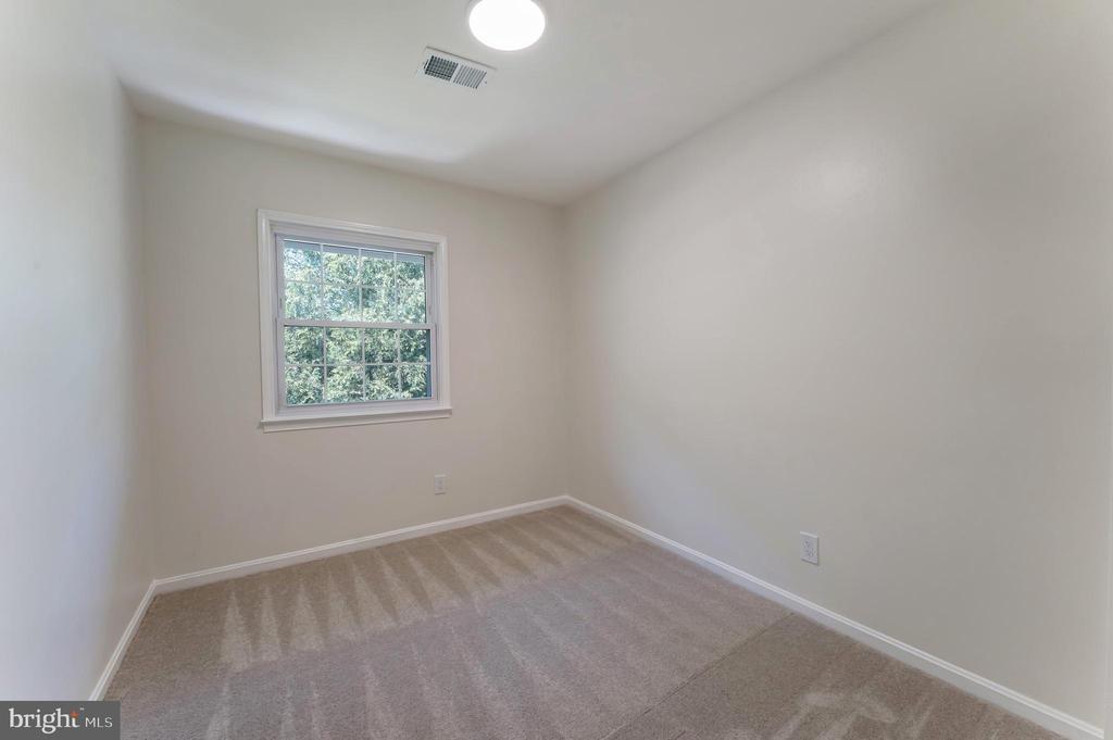 14836 Palmerston Sq