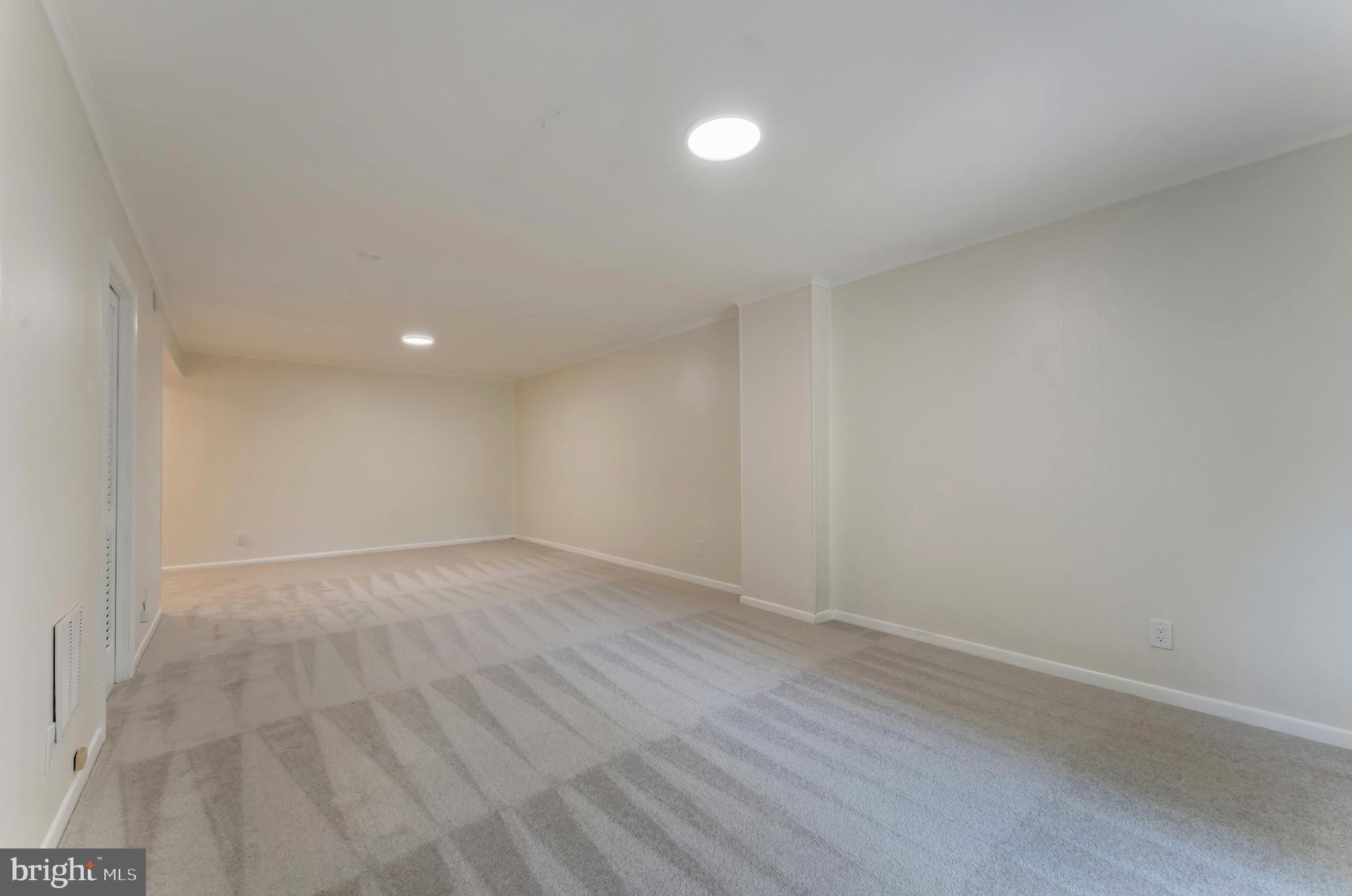14836 Palmerston Sq