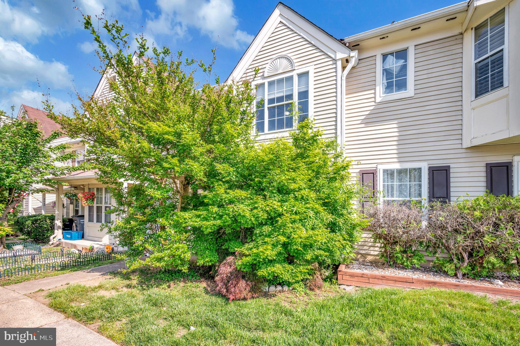 8616 Venoy Ct