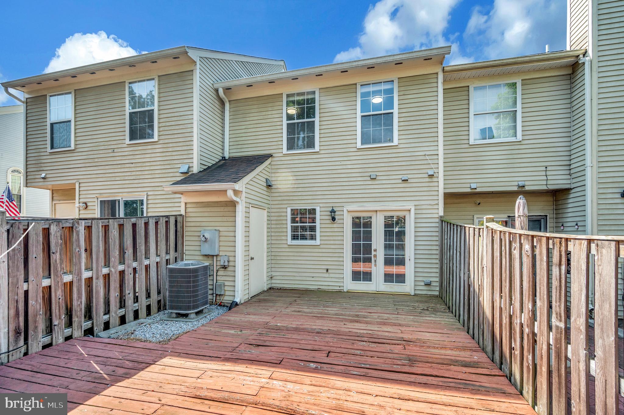 8616 Venoy Ct