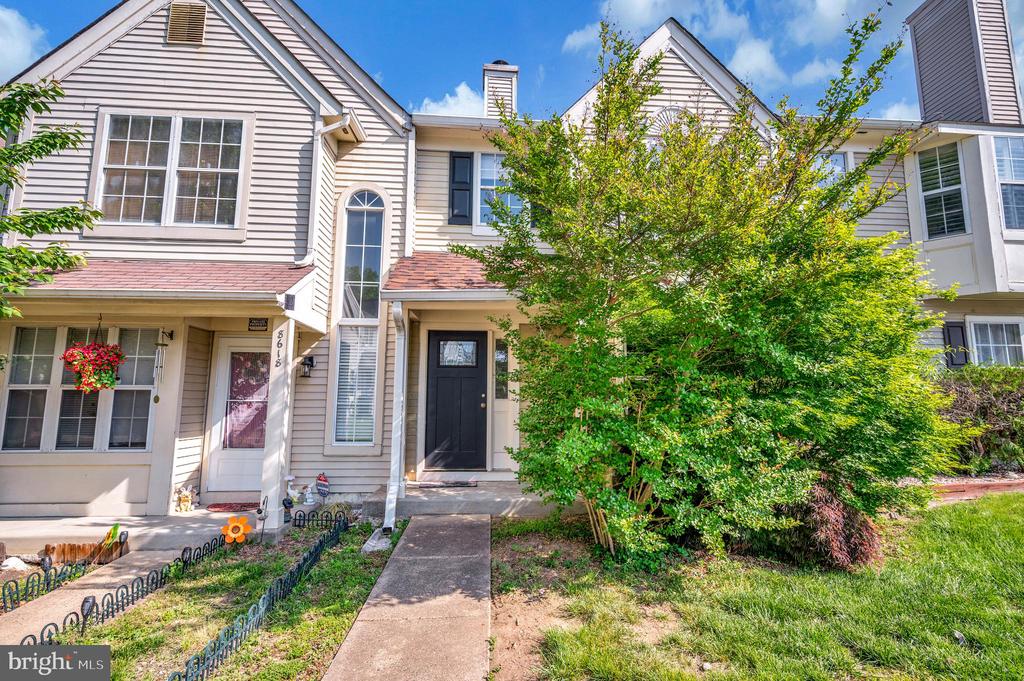 8616 Venoy Ct