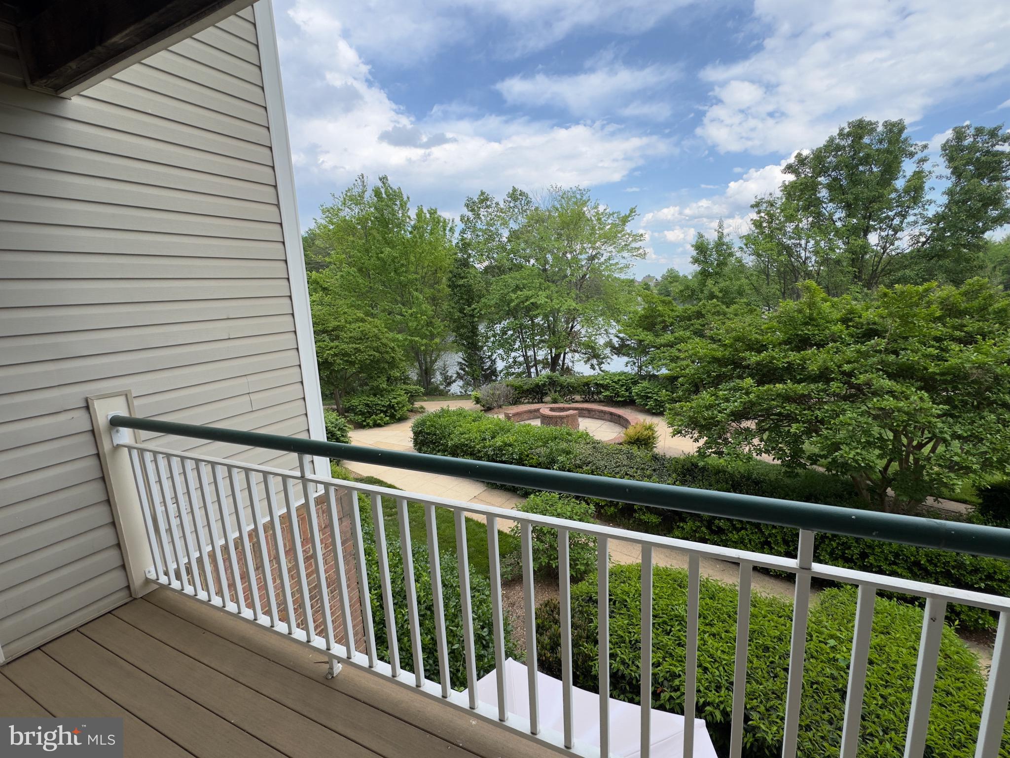 6553 GRANGE LN #203