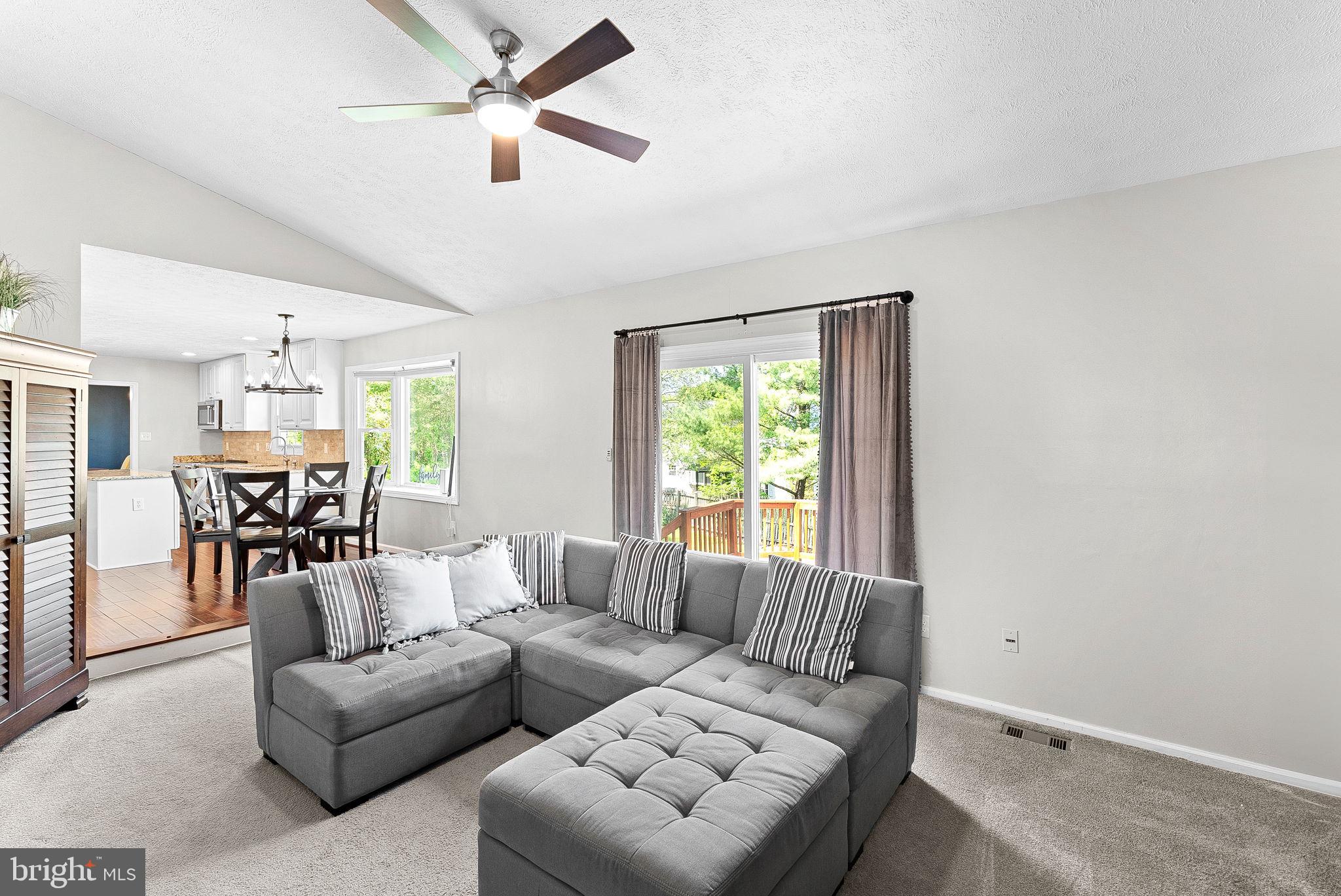 4628 SAND ROCK LANE