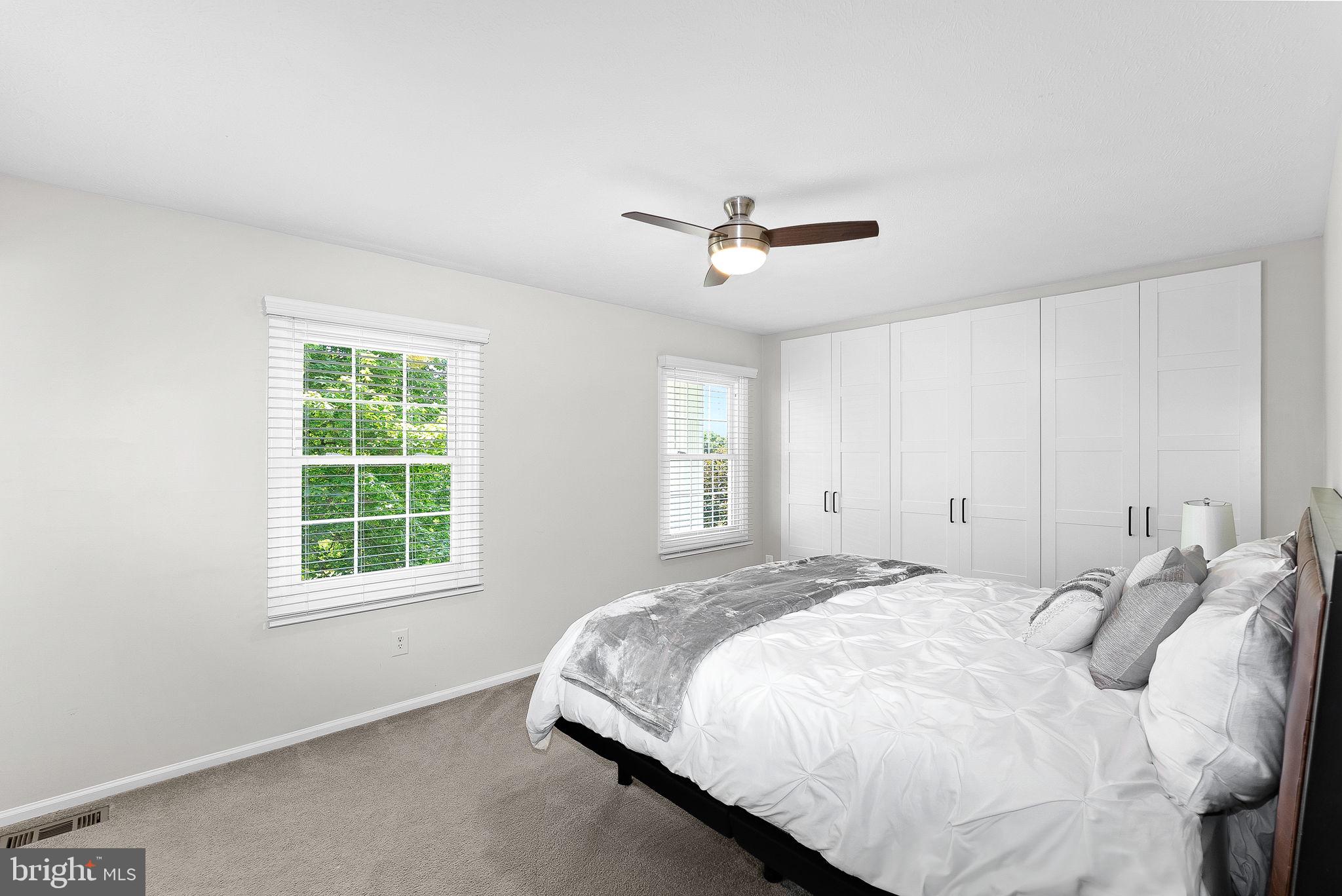 4628 SAND ROCK LANE