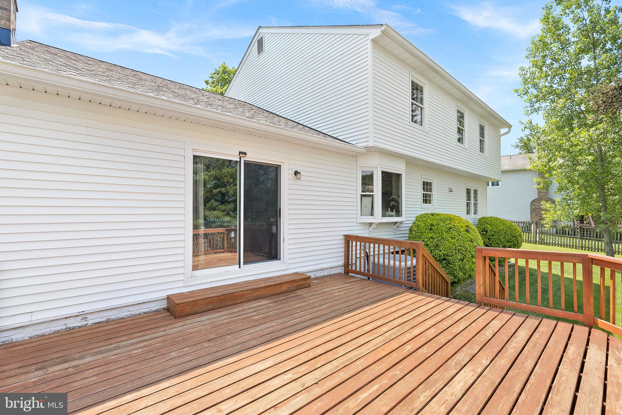 4628 SAND ROCK LANE