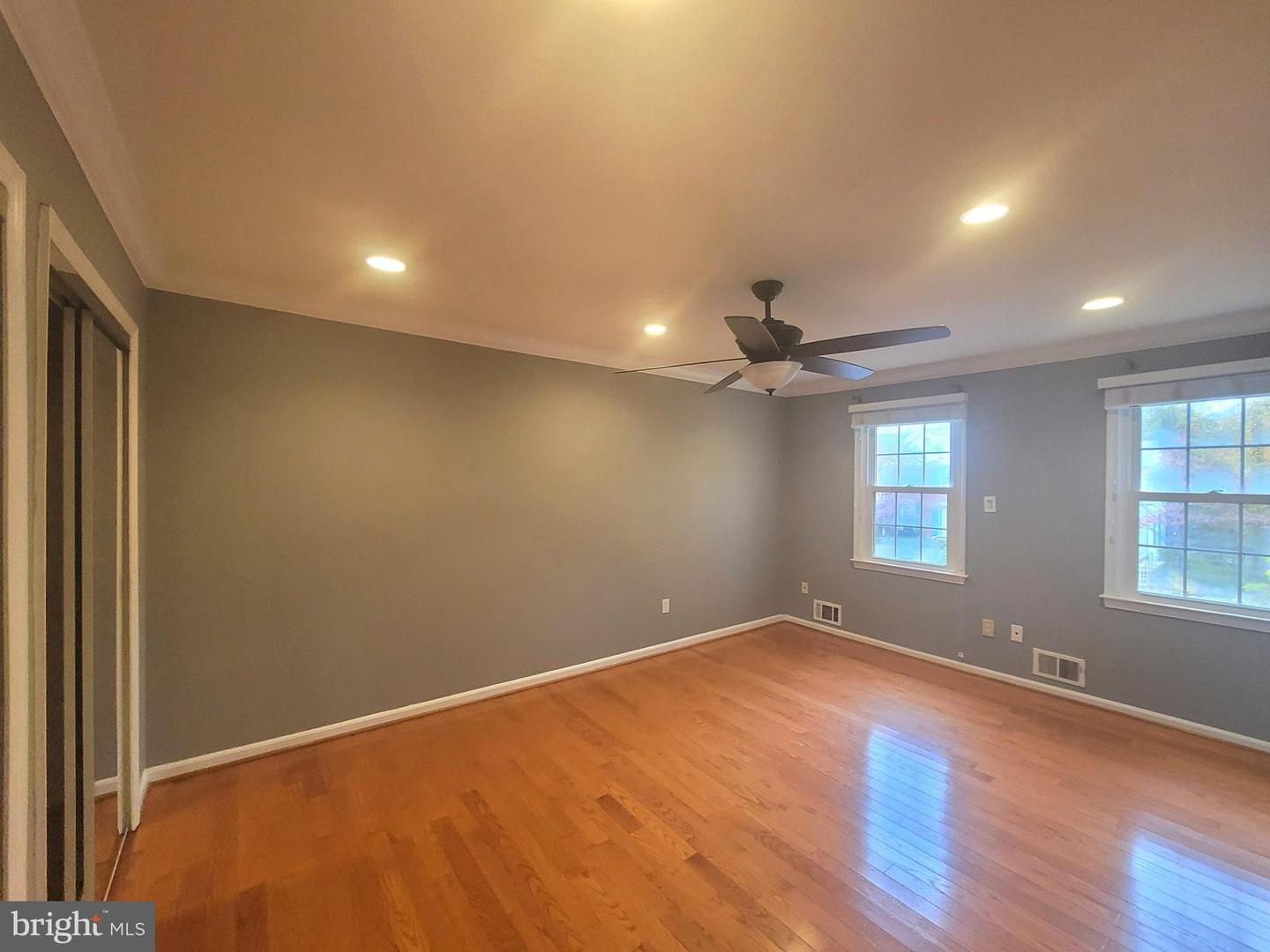 9446 CLOVERDALE CT