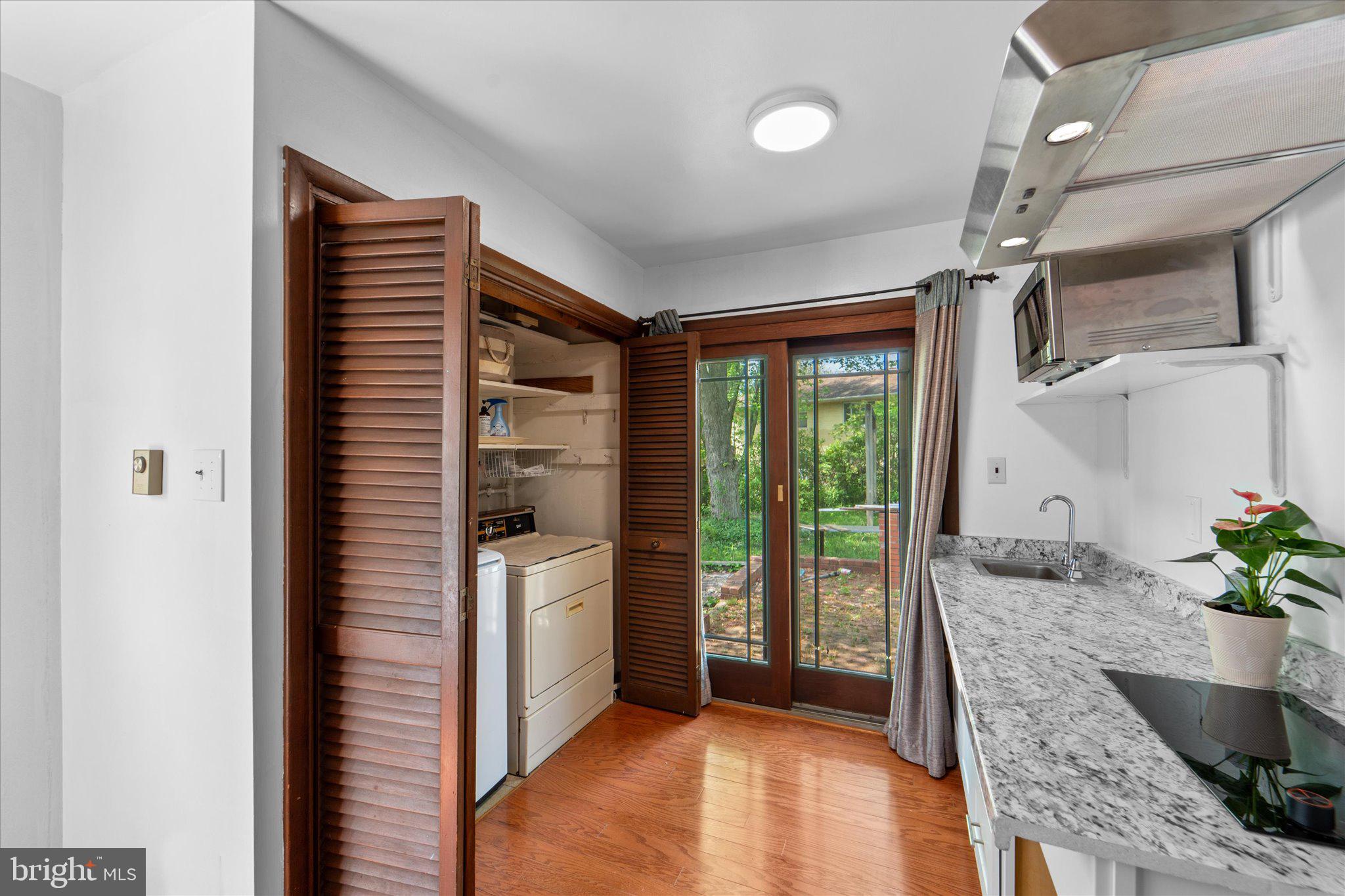 6210 DANA AVE #ATTACHED APARTMENT