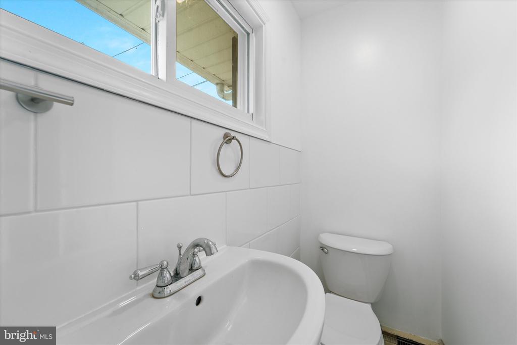 6210 DANA AVE #ATTACHED APARTMENT