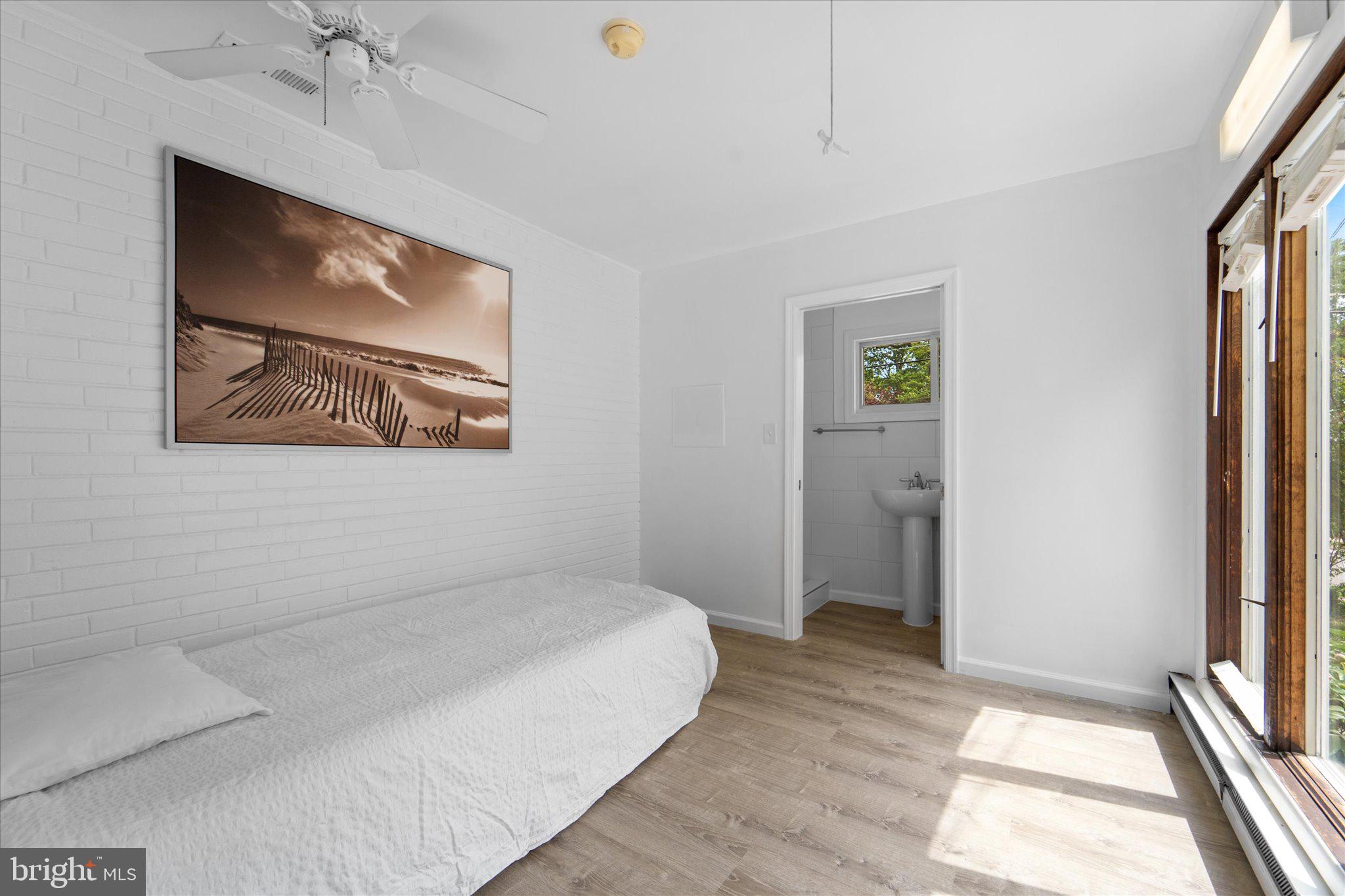 6210 DANA AVE #ATTACHED APARTMENT