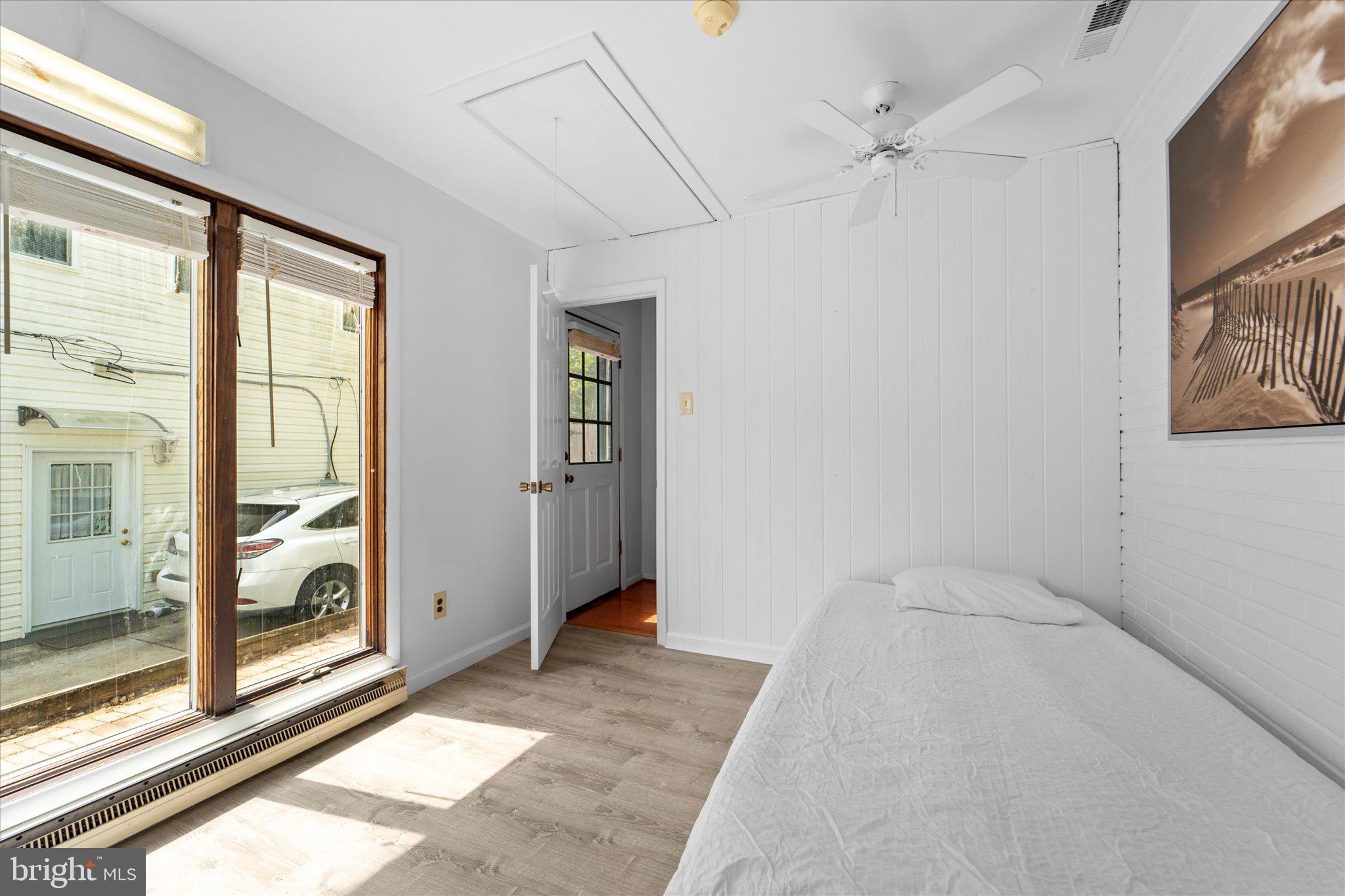 6210 DANA AVE #ATTACHED APARTMENT