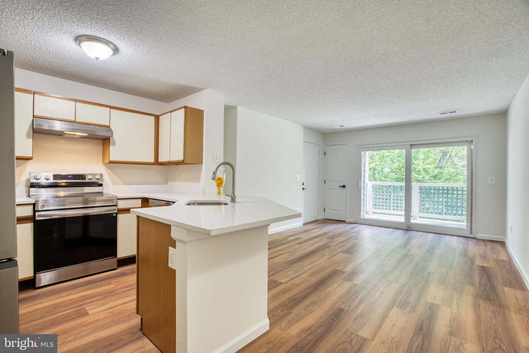 11717-D Summerchase Cir