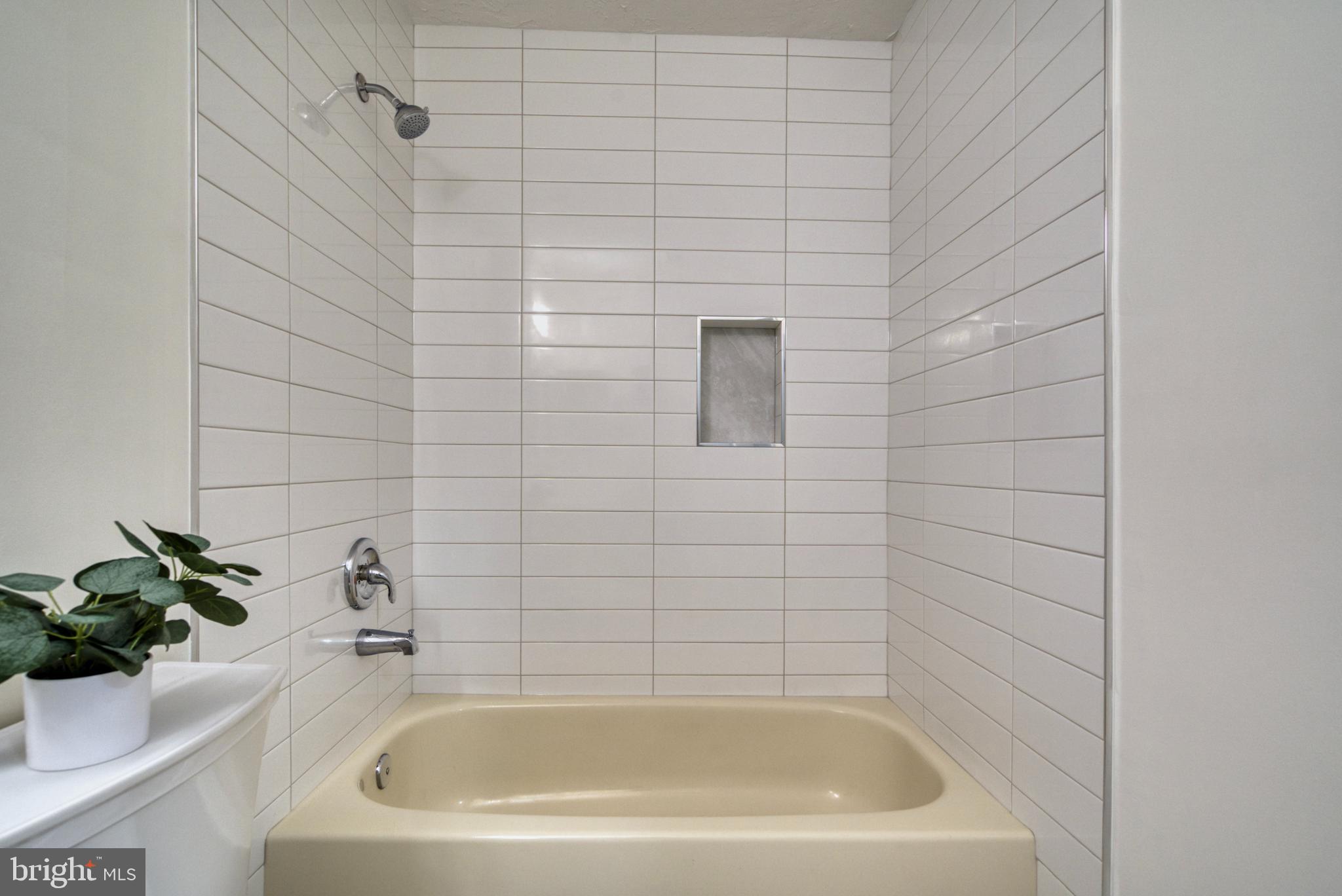 11717-D Summerchase Cir