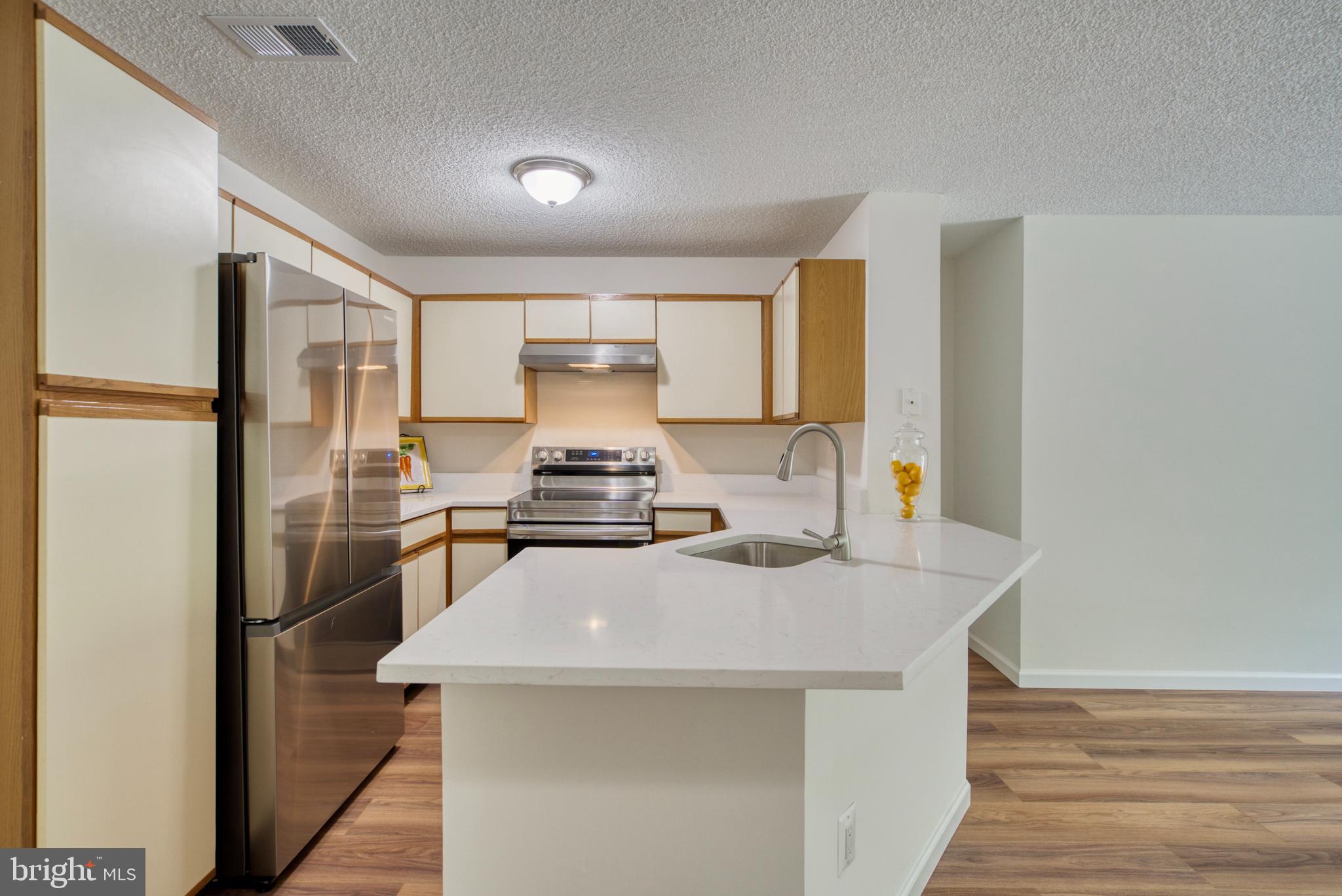 11717-D Summerchase Cir