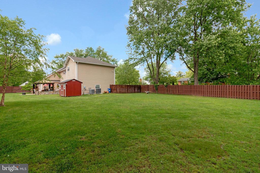 6501 Joyce Rd