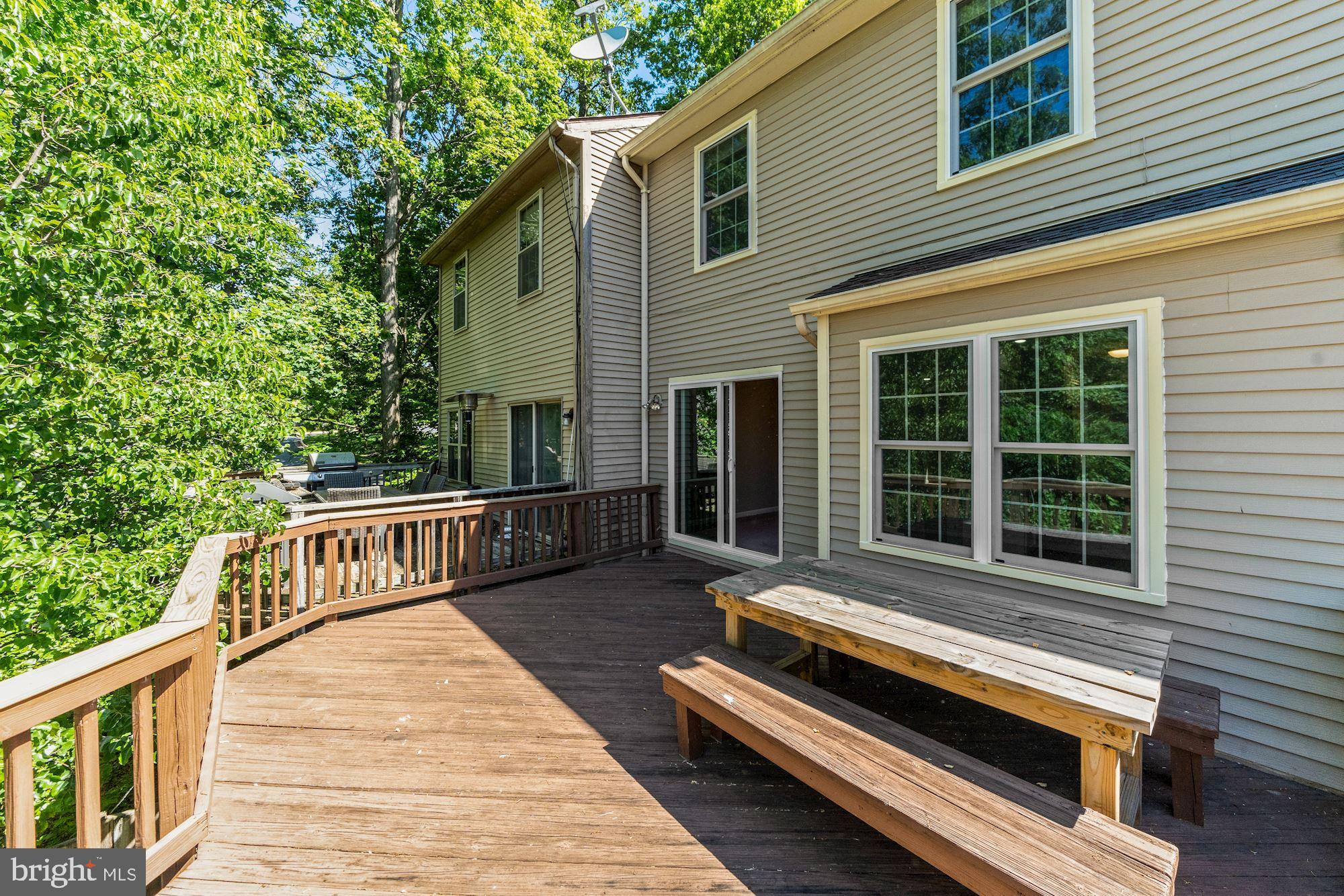 3924 COLLIS OAK CT