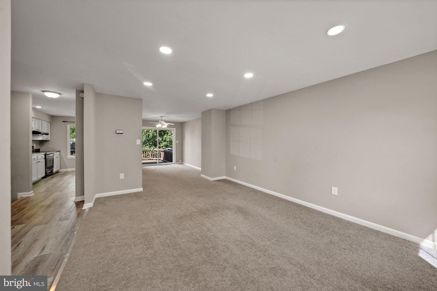 3924 COLLIS OAK CT