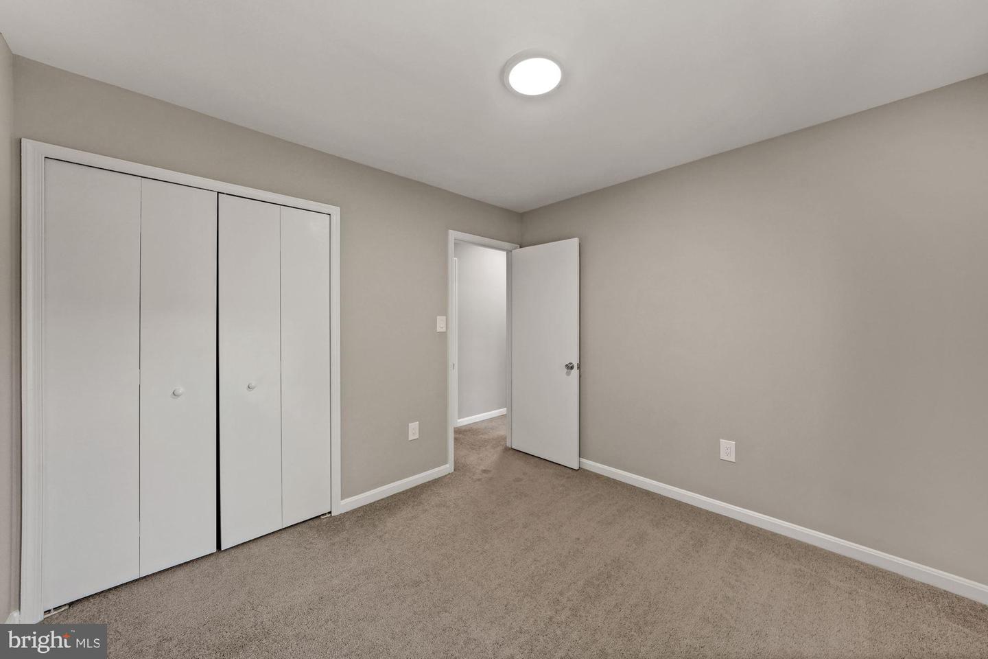 3924 COLLIS OAK CT